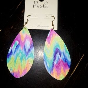 Tie-dye earrings